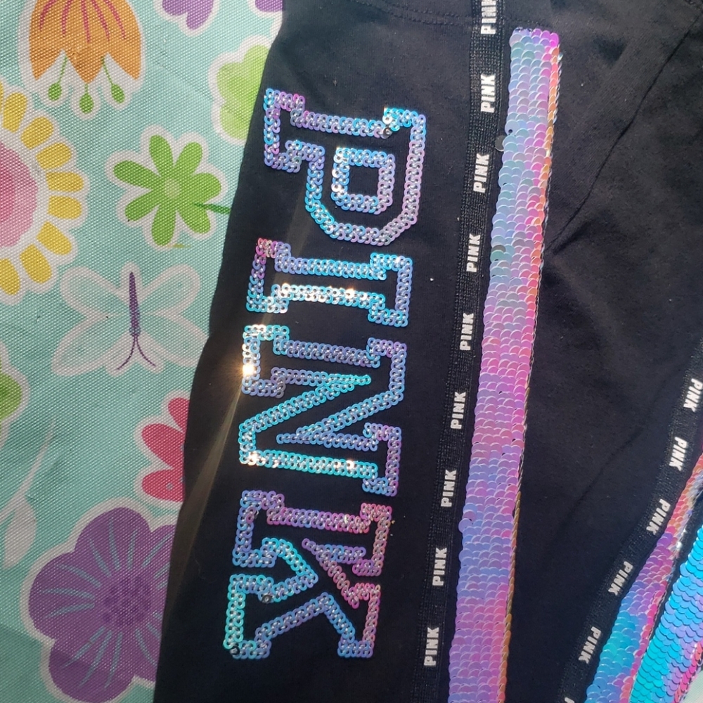 PINK LEGGINGS